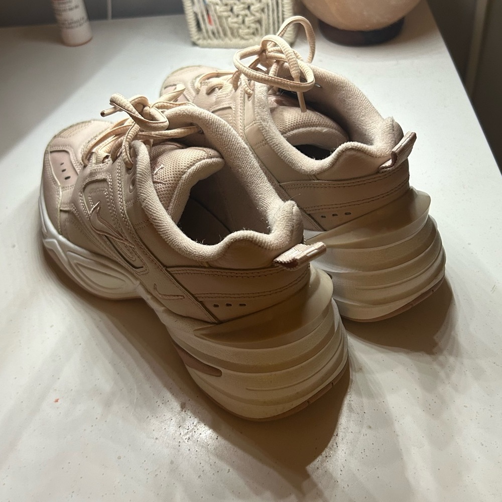 2018 Nike Women’s M2K Tekno ‘Particle Beige’